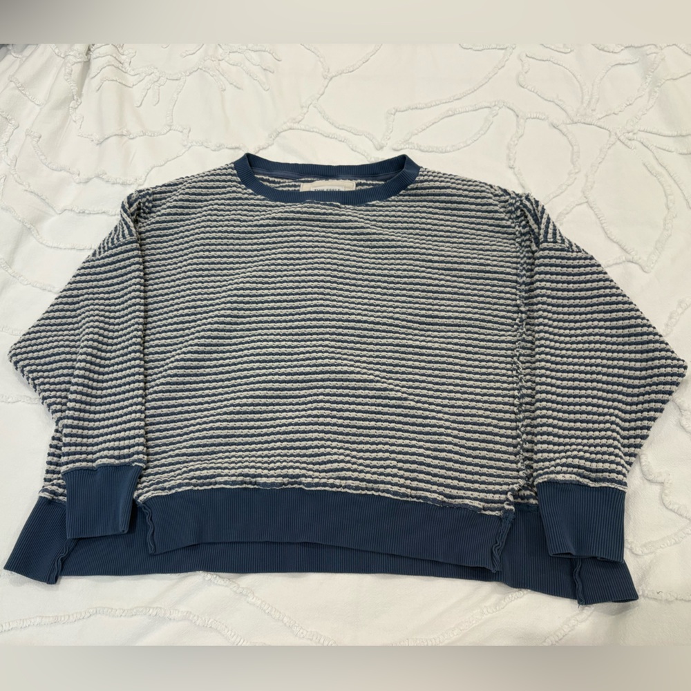 American Eagle Oversized Striped Navy and White Long Sleeve
